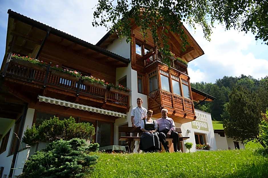 BergHotel Majarei