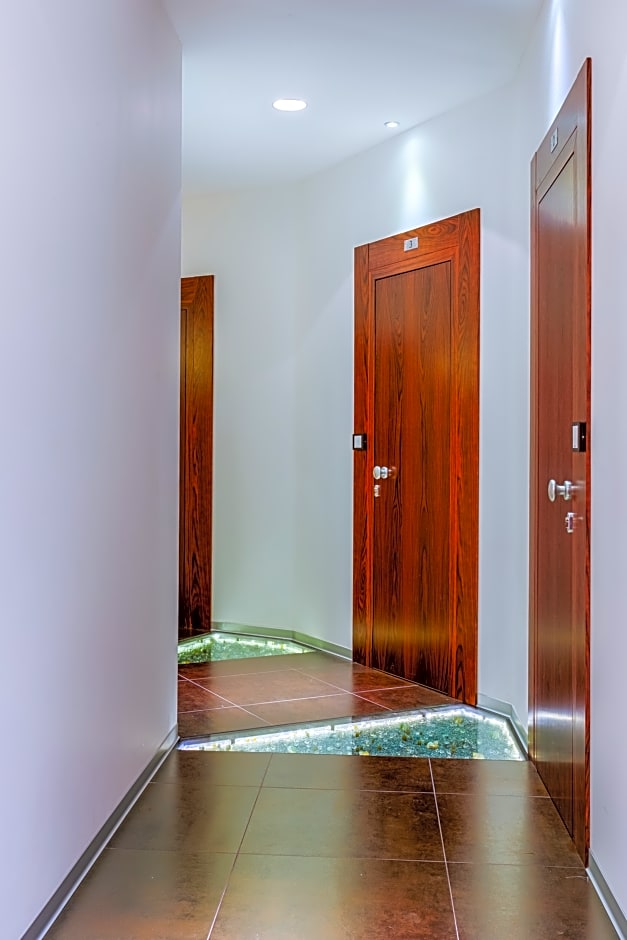 Starlight Luxury Rooms