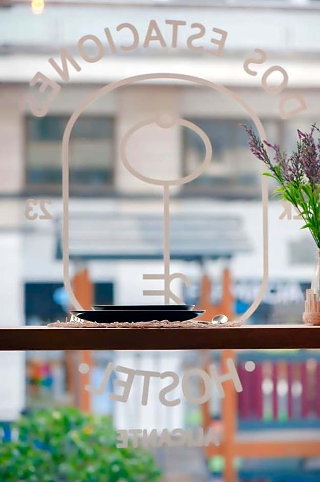 Hostel Dos Estaciones - FREE towels, coffee & tea, remote check-in