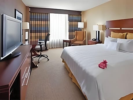 2 Queen Beds Executive Level Non-Smoking