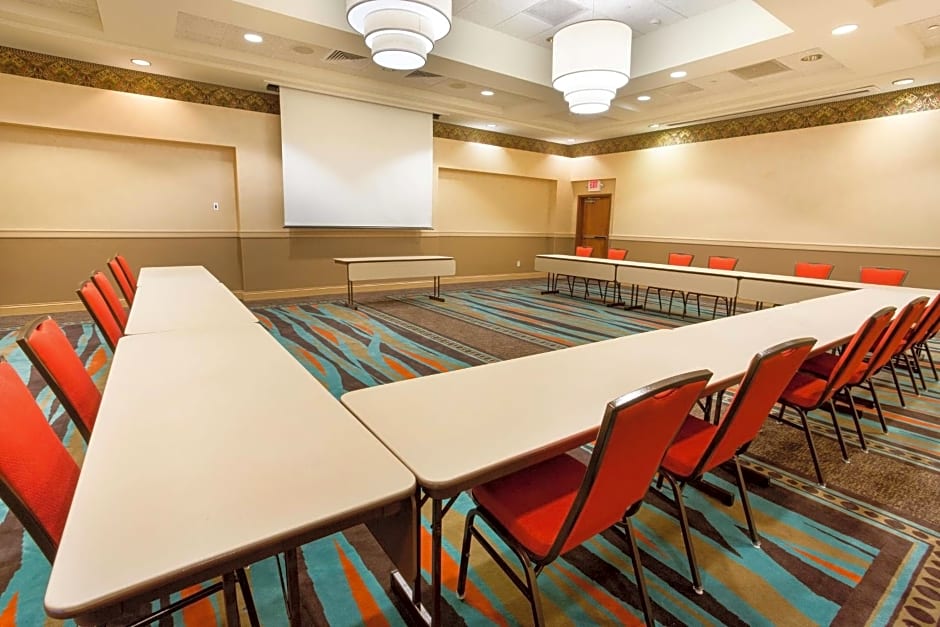 Drury Inn & Suites Dayton North