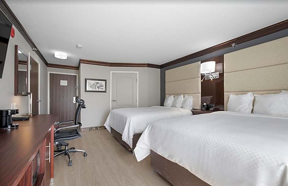 Photo 1 of 4 of Standard 2 Queen Beds