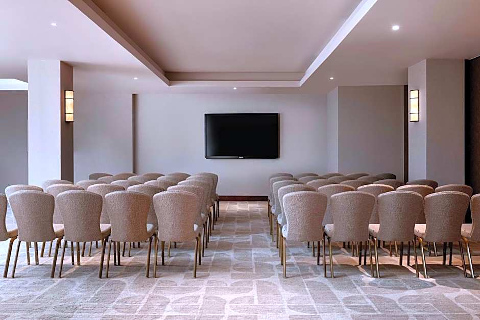 Montcalm Royal London House, Autograph Collection