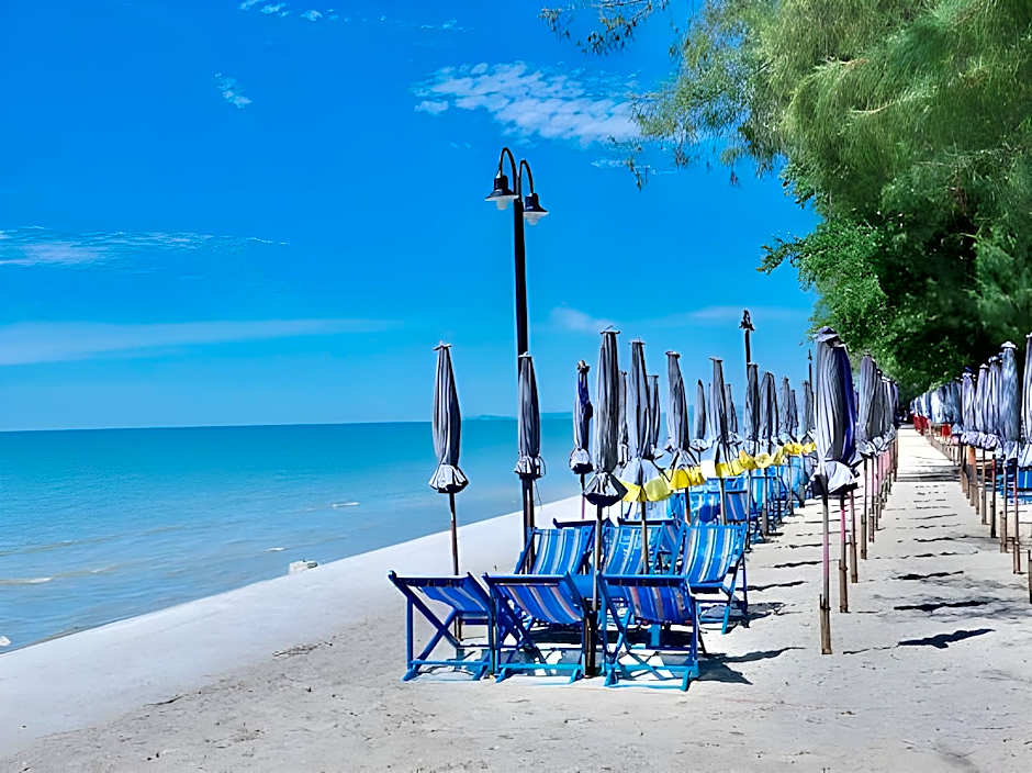 The Beach Cha Am Guest House