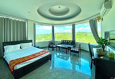 KHÁCH SẠN BIỂN HỒ GIA LAI