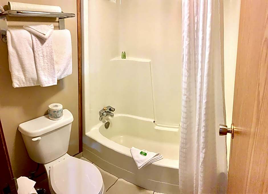 Sunwapta Falls Rocky Mountain Lodge