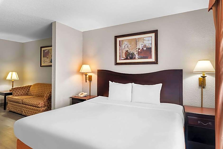 Country Inn & Suites by Radisson, Hot Springs, AR