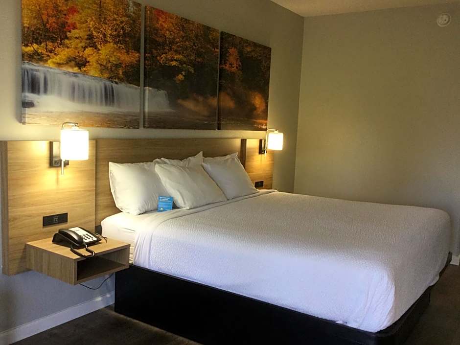 Days Inn by Wyndham Jackson