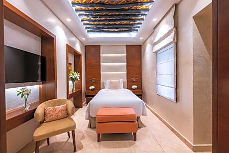 Classic Single Room