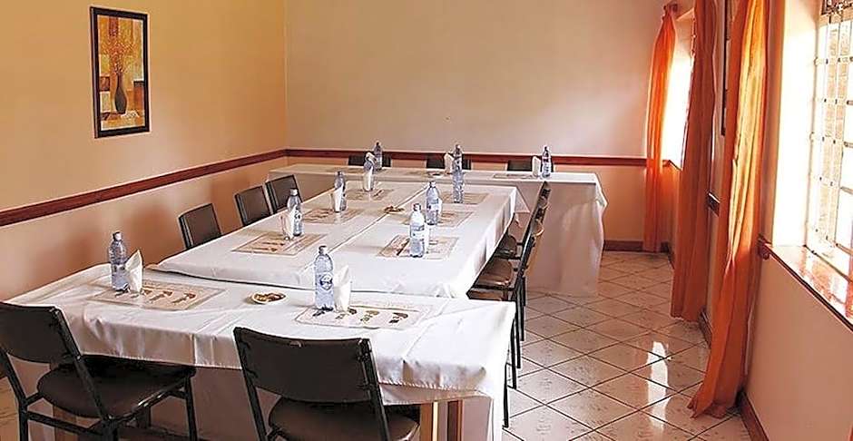 Annie&apos;s Lodge Blantyre