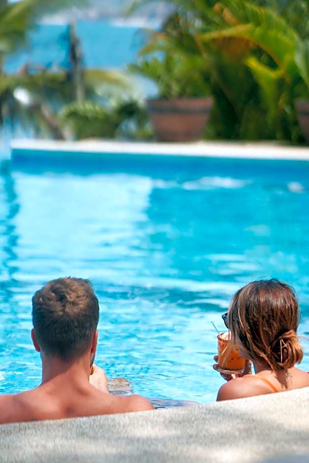 Ysuri Sayulita - Beachfront Hotel