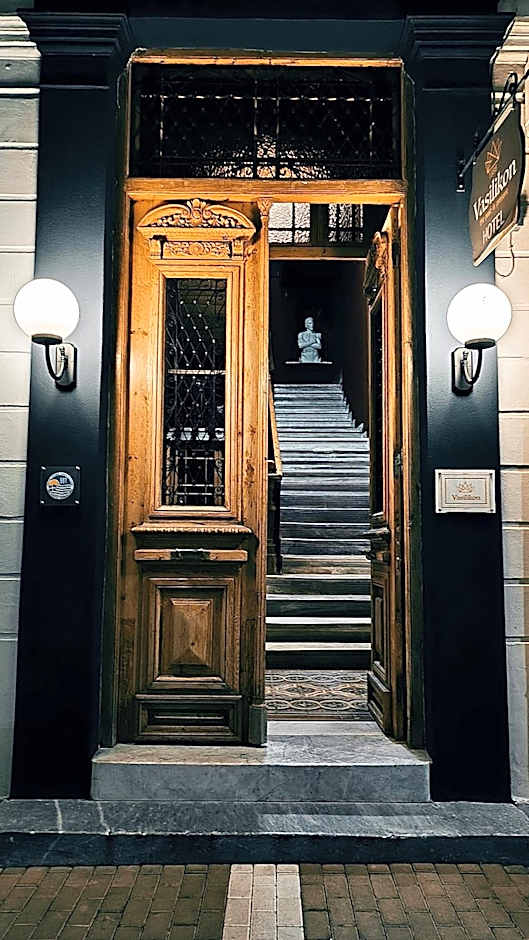 VASILIKON Hotel 1888 the past is present HISTORICAL PRESERVATION MONUMENT