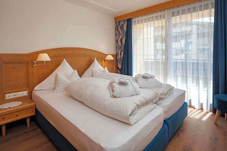 Hotel Alpenruh-Micheluzzi