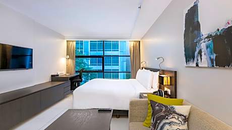 Studio Deluxe King Room