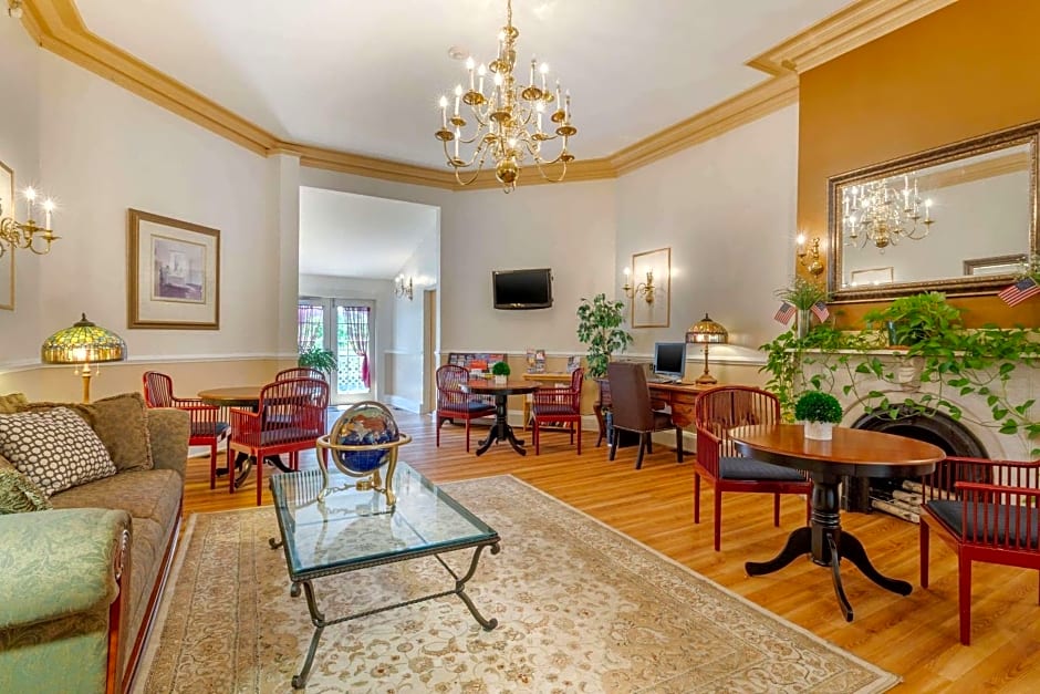 The Carriage House Inn Newport, Ascend Hotel Collection