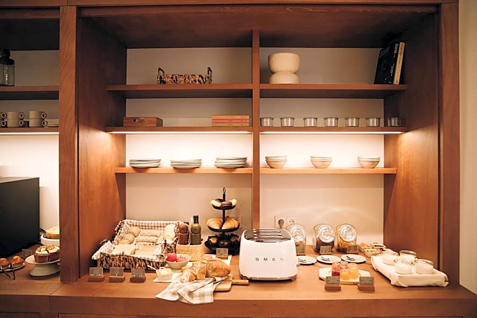 H La Paloma Boutique