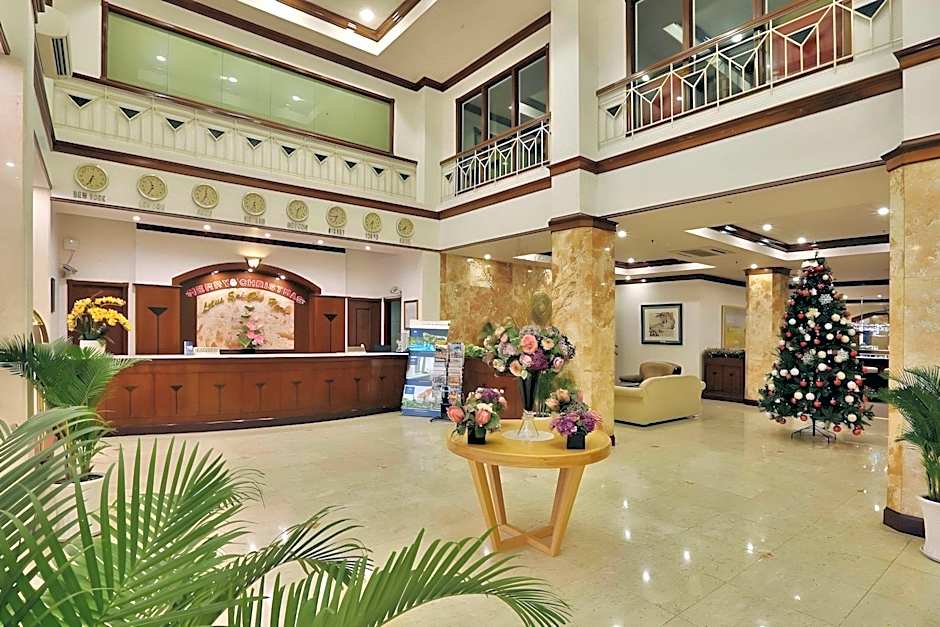 Lotus Saigon Hotel