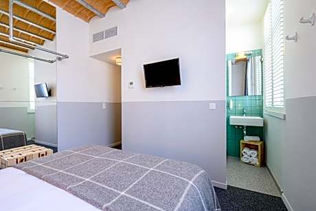 Double Room with View