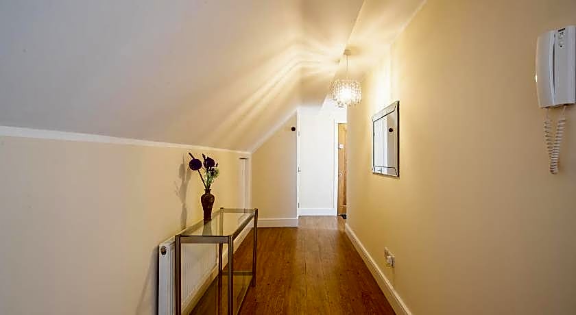 Velvet 2-bedroom apartment Clock House - Hoddesdon