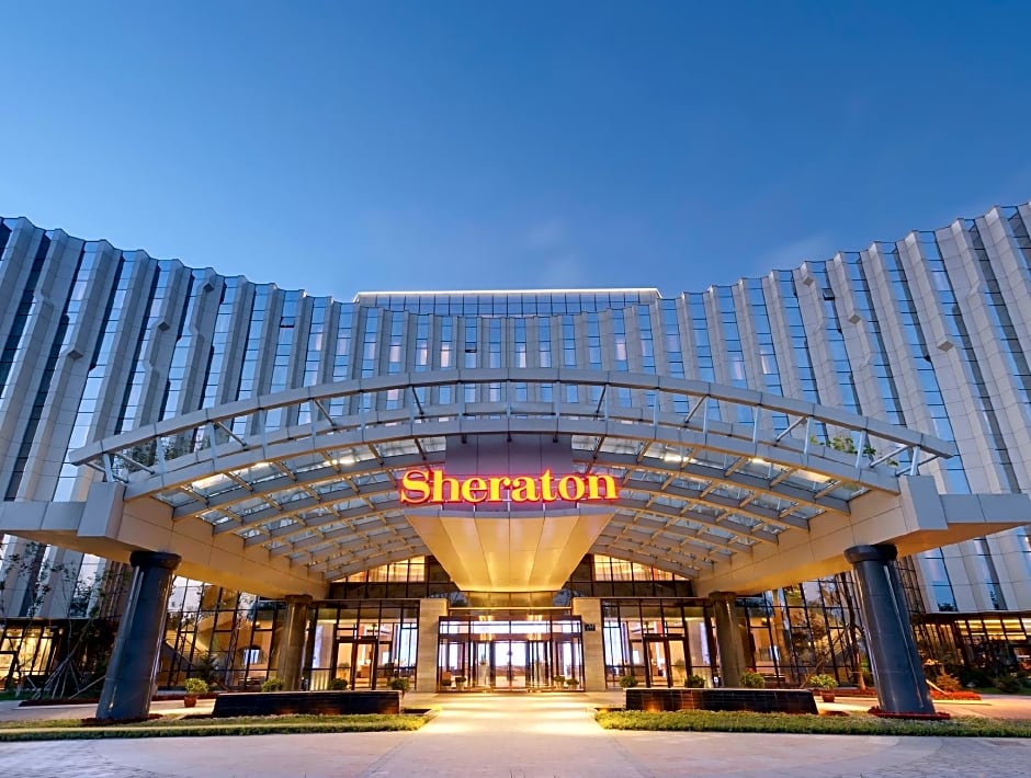 Sheraton Changchun Jingyuetan Hotel