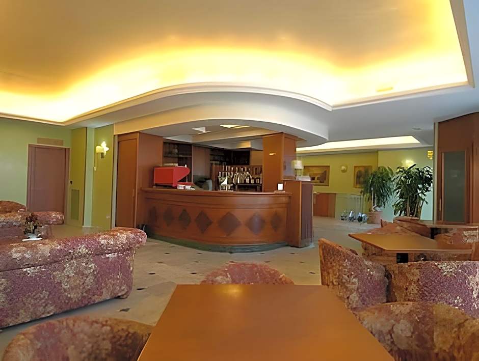 Sun Hotel