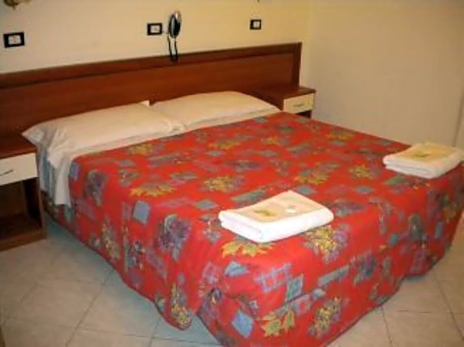 Serafino Liguria Hotel