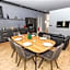 Akureyri Lux Apartments with hot tub access