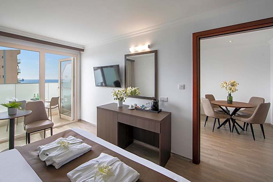 Kapetanios Limassol Hotel