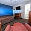 Bea's Parkway Inn