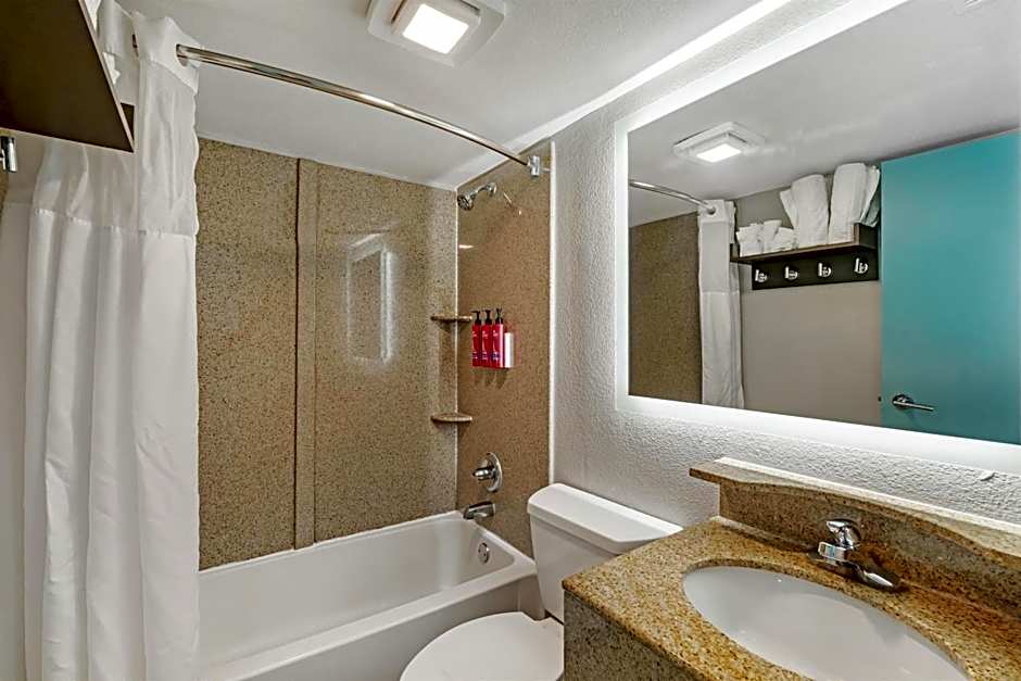 SureStay Studio by Best Western Virginia Beach Oceanfront