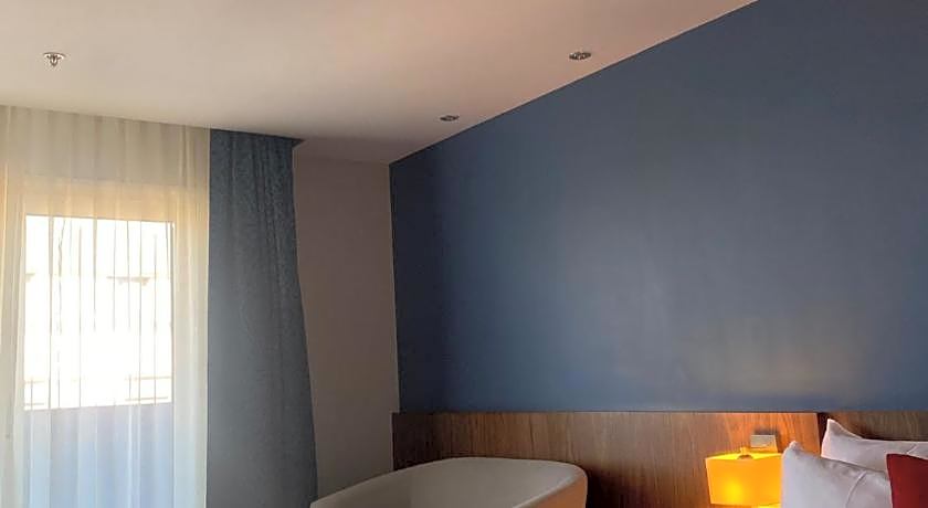 Holiday Inn Express Istanbul-Altunizade By IHG