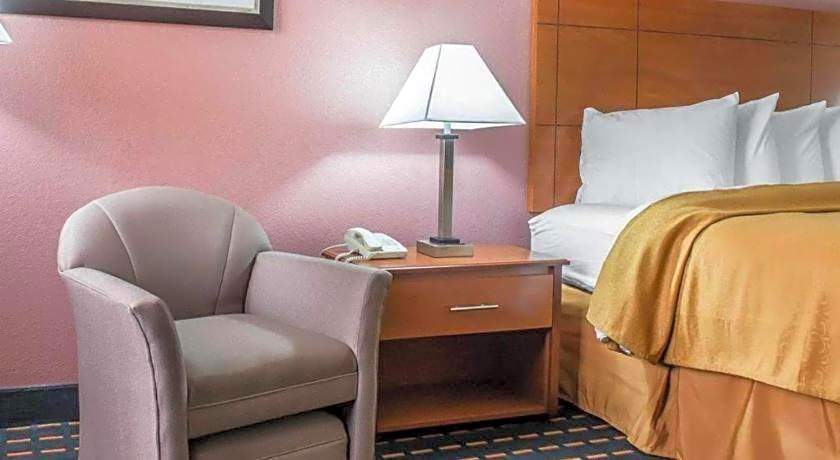 Quality Inn Marianna South