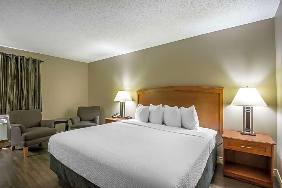 Quality Inn West Edmonton