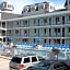 Fleur de Lis Beach Motel