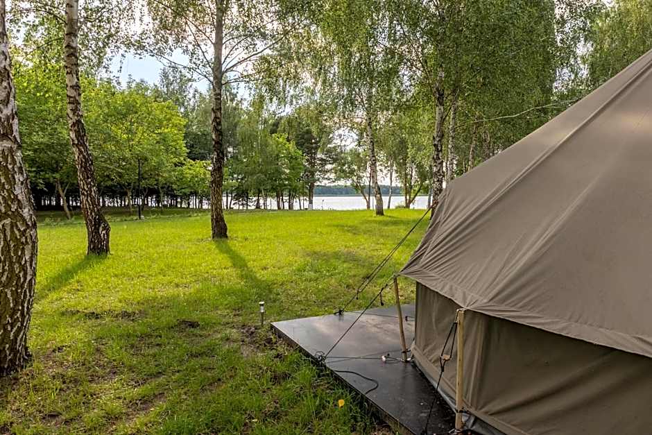 Beztroska Zatoka - ośrodek wypoczynkowy Jacuzzi & Sauna
