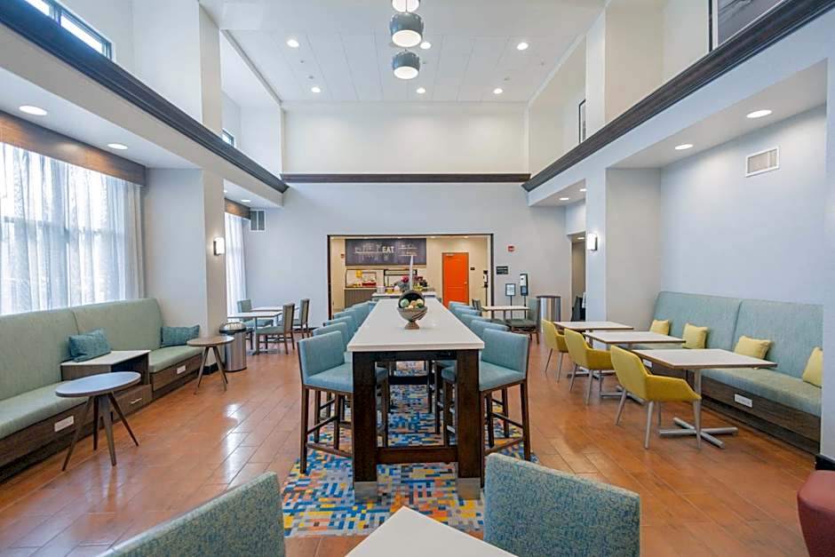 Hampton Inn By Hilton And Suites Seattle Kent