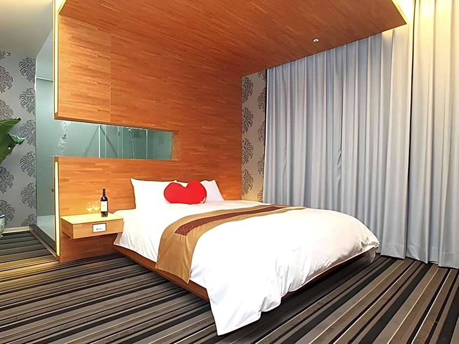 Yoai Hotel