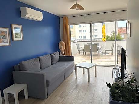Two-Bedroom Apartment with Terrace and Air Condition