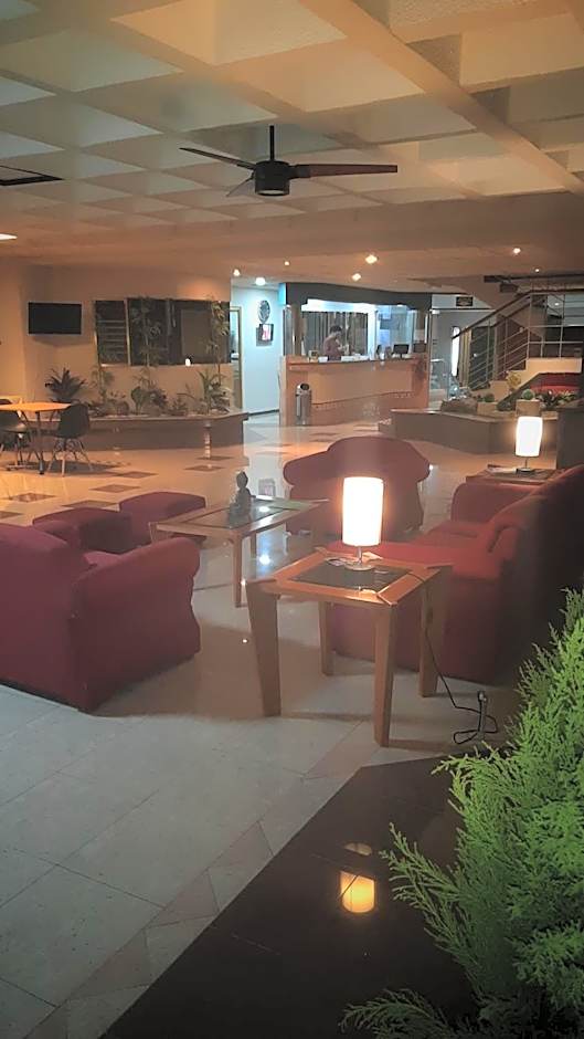 Hotel Enterprise Inn Plaza