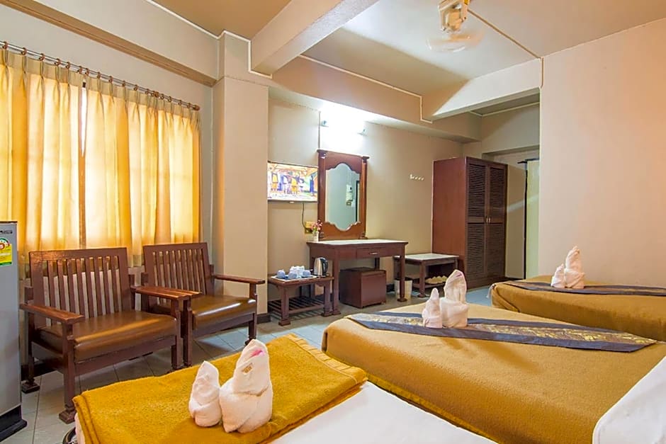 Khelang Nakorn Hotel