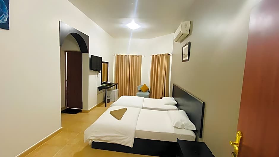 Al Multaqa Hotel