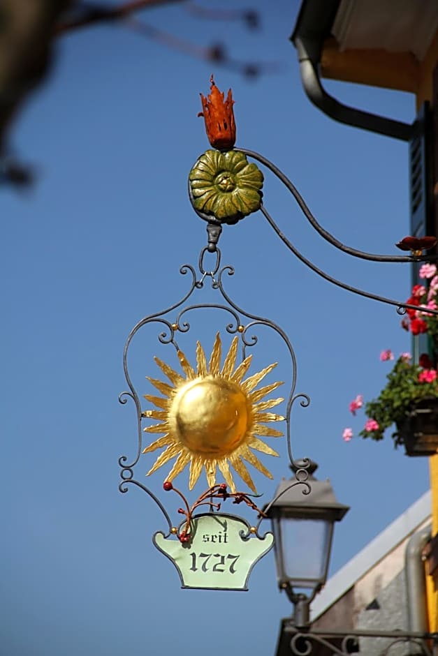Weinhotel / Gasthaus zur Sonne