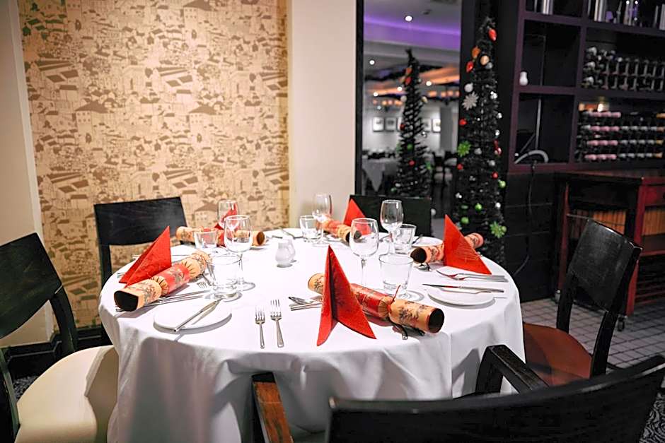 Lancaster House Hotel