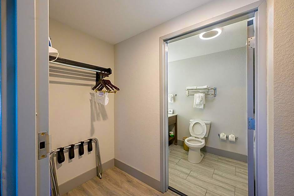 CANDLEWOOD SUITES PANAMA CITY BEACH SOUTHEAST by IHG