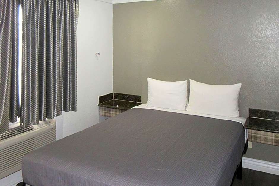 Rodeway Inn Commerce - Los Angeles