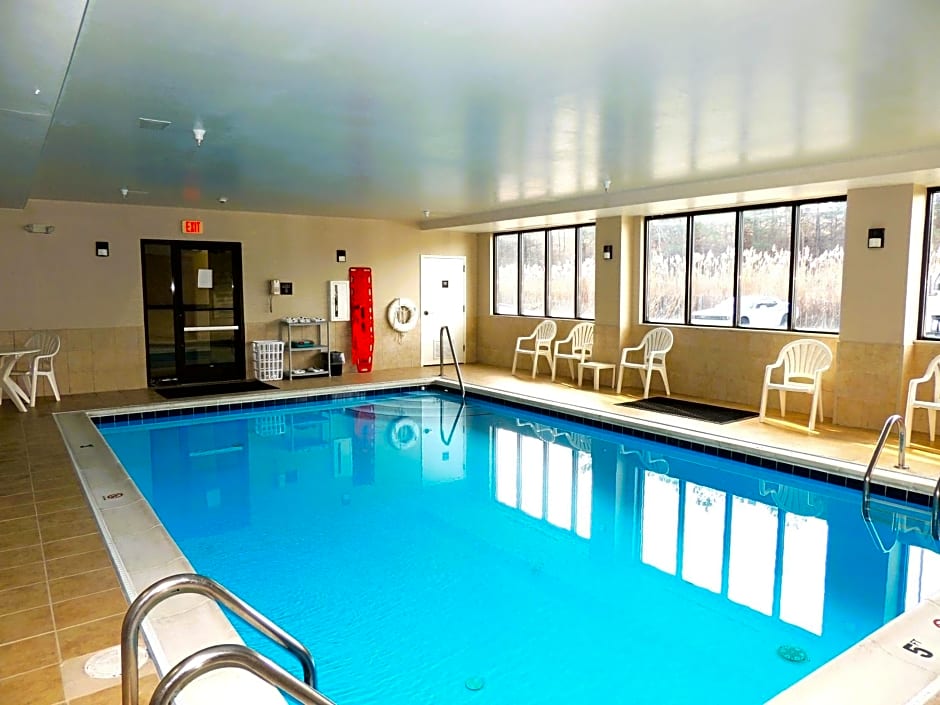 Comfort Suites Twinsburg