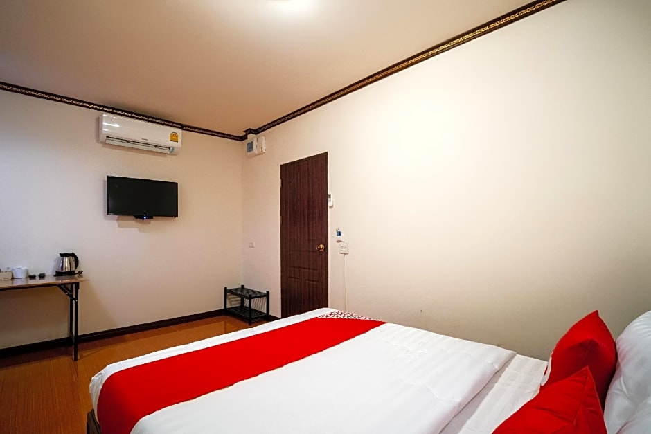 OYO 836 PK Residence