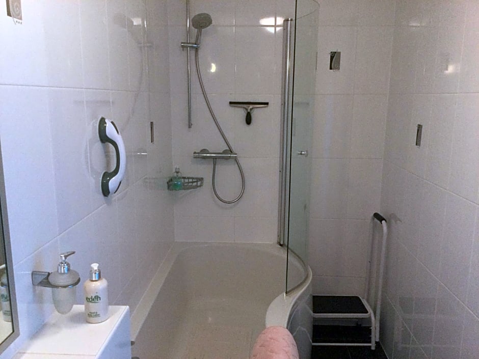 HH Accommodation