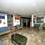OYO 90147 Hilltop Hotel