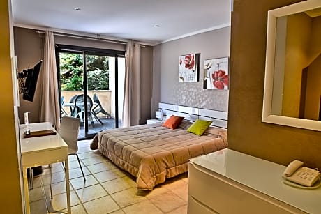 Family room standard